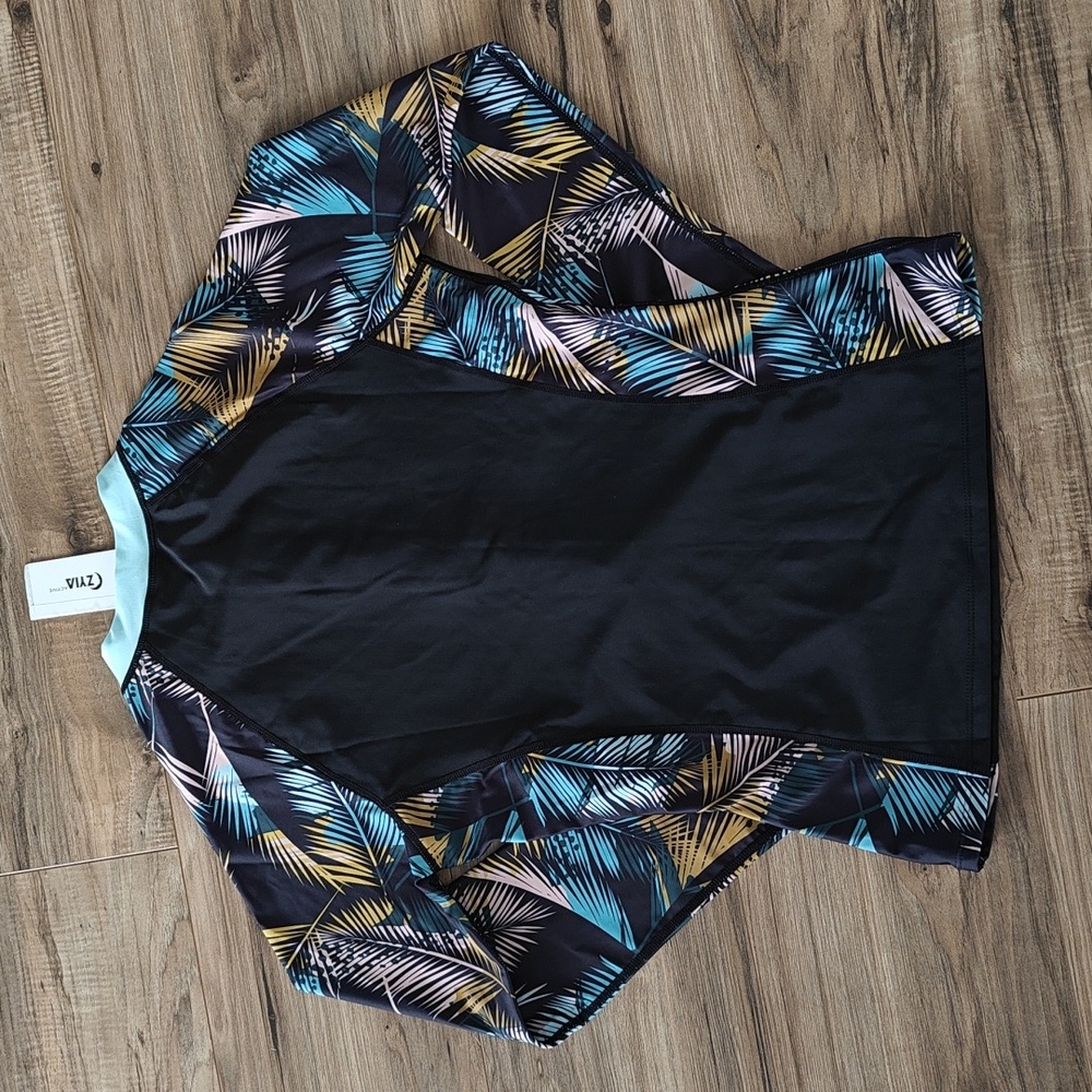 NWT Zyia Black Frond Rashguard - Picture 4 of 4